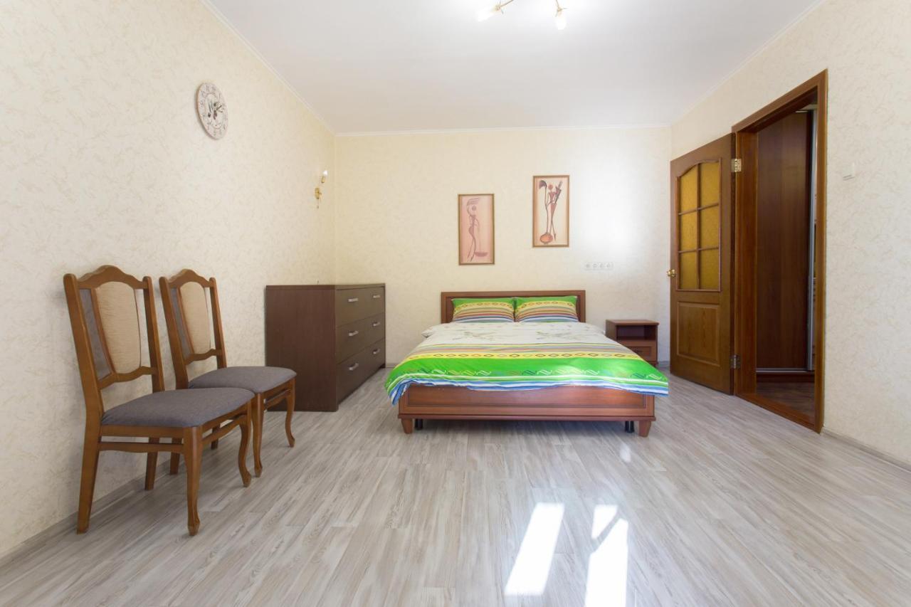 Ferienwohnung Жк Парковый Квартал Charkiw Exterior foto