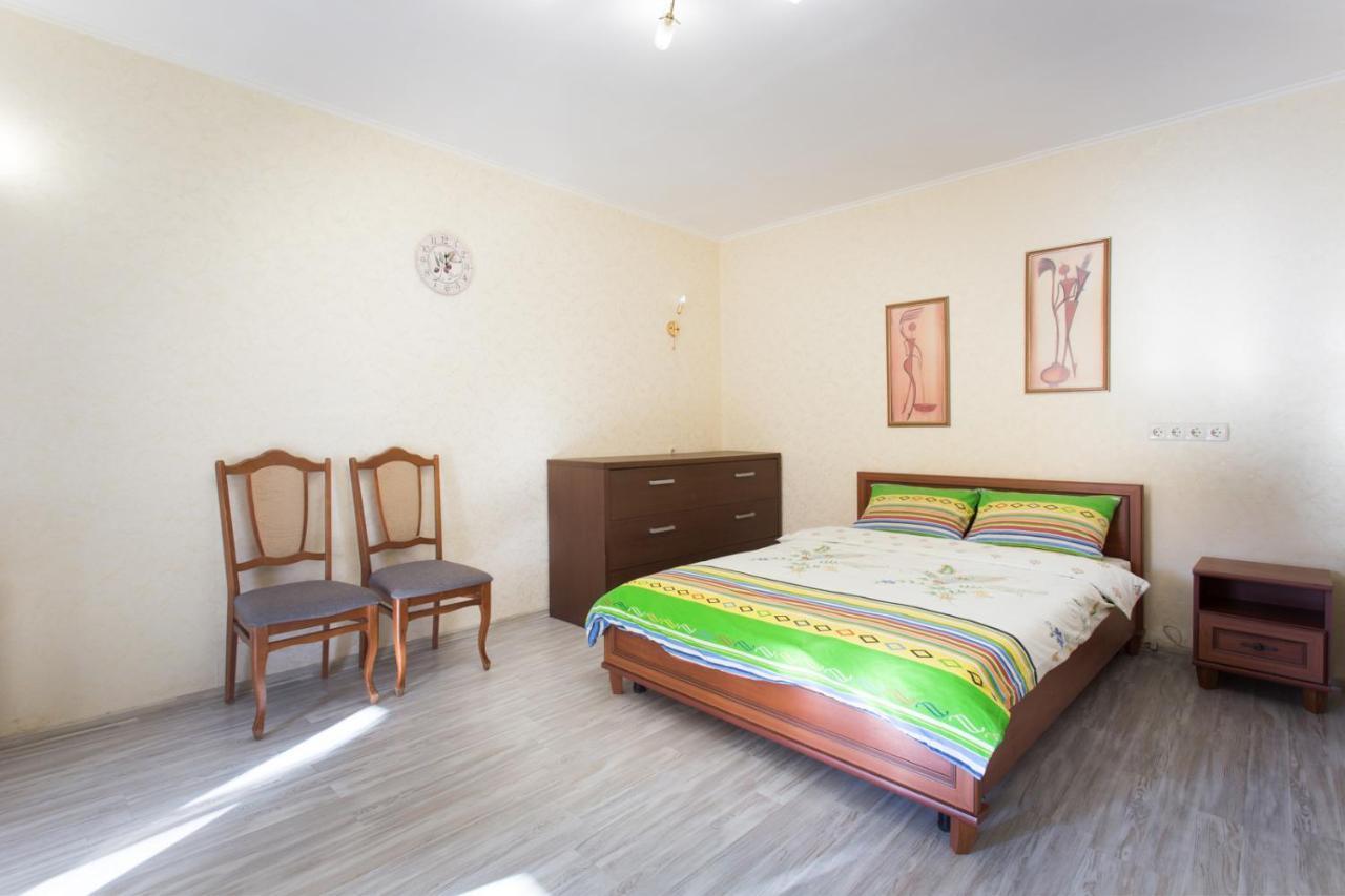 Ferienwohnung Жк Парковый Квартал Charkiw Exterior foto