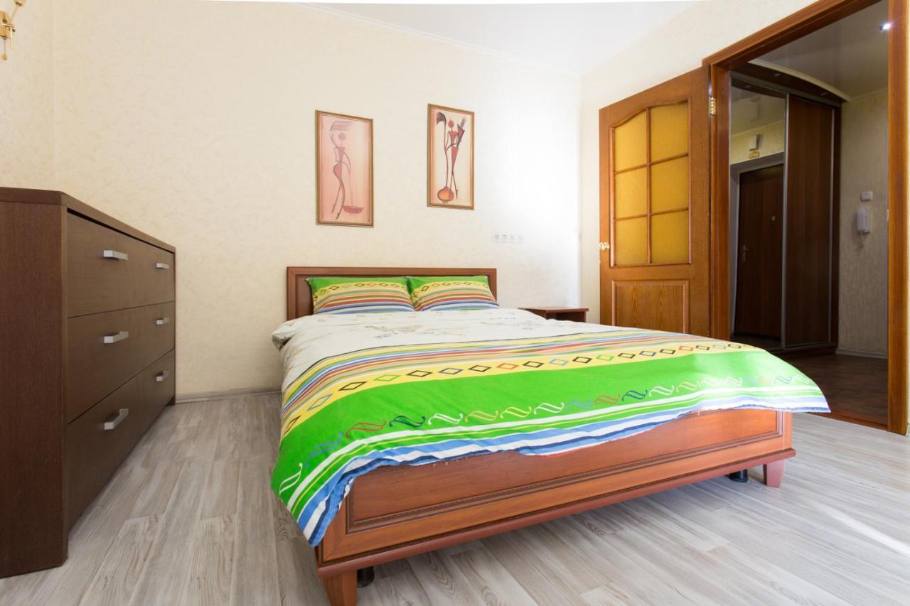 Ferienwohnung Жк Парковый Квартал Charkiw Exterior foto