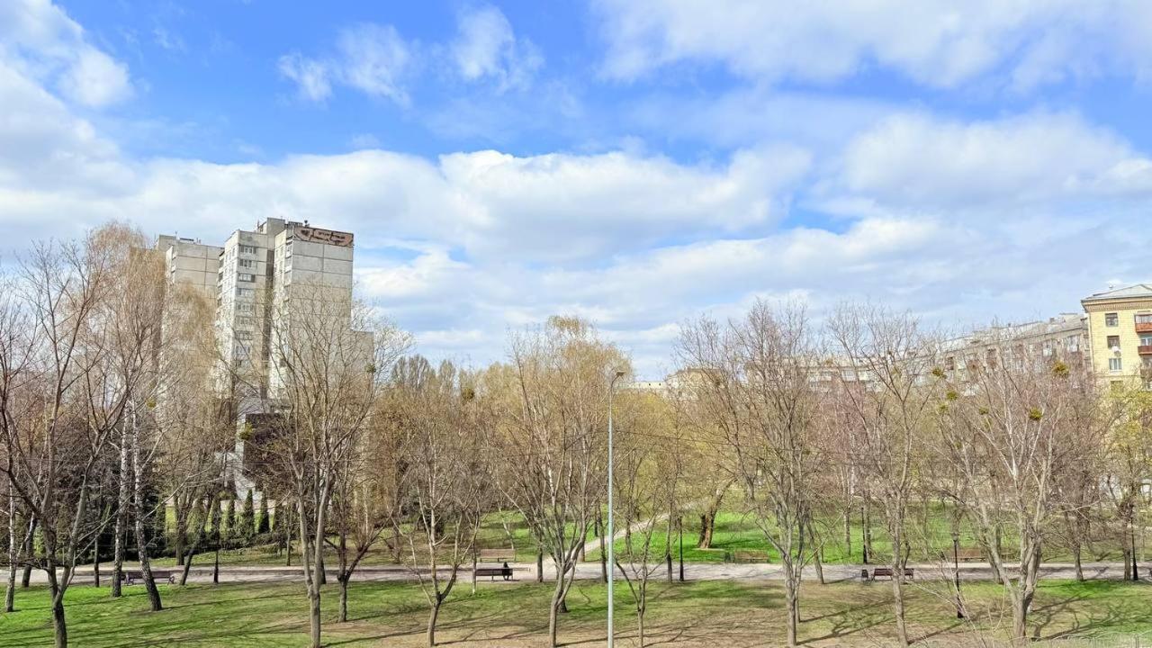 Ferienwohnung Жк Парковый Квартал Charkiw Exterior foto